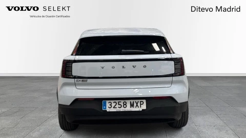 Volvo EX30 Single Motor Extended Range Core Auto 200 kW (272 CV)