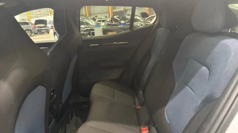 Volvo EX30 Single Motor Extended Range Core Auto 200 kW (272 CV)