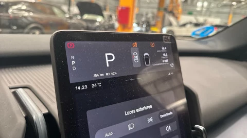 Volvo EX30 Single Motor Extended Range Core Auto 200 kW (272 CV)