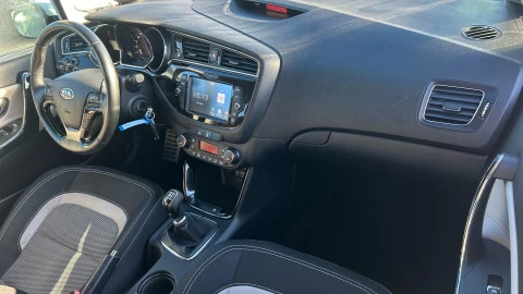 Kia Cee'd 1.6 CRDi VGT 100kW (136CV) x-Tech17
