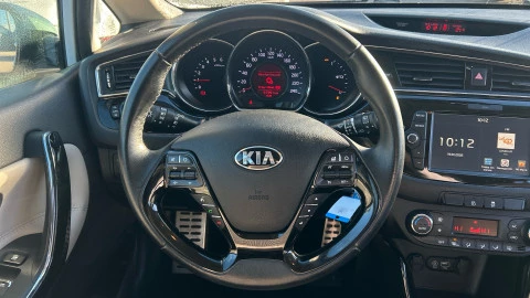 Kia Cee'd 1.6 CRDi VGT 100kW (136CV) x-Tech17