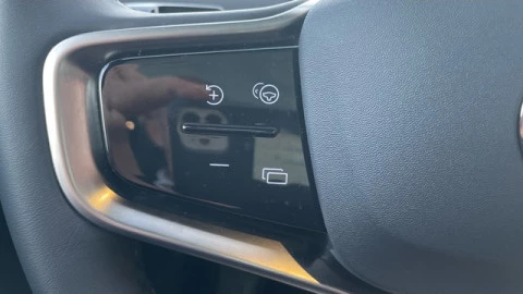 Volvo EX30 Single Motor Extended Range Ultra Auto 200 kW (272 CV)