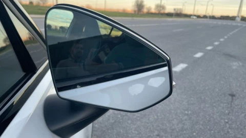 Volvo EX30 Single Motor Extended Range Ultra Auto 200 kW (272 CV)