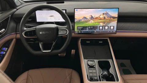 EBRO S900 PHEV 1.5 TGDI 3DHT 4X4 Luxury