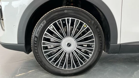 EBRO S900 PHEV 1.5 TGDI 3DHT 4X4 Luxury