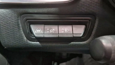 Renault Clio Equilibre TCe 67 kW (91CV)