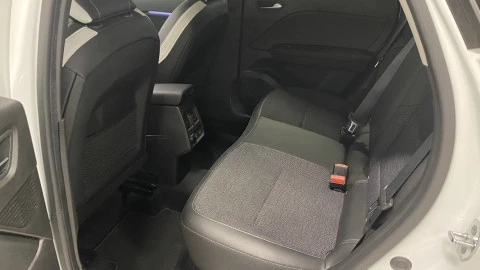 Renault Captur  Hibrido  E-TECH Hibrido Techno Fast Track 105kW
