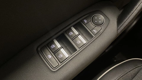 Renault Captur  Hibrido  E-TECH Hibrido Techno Fast Track 105kW