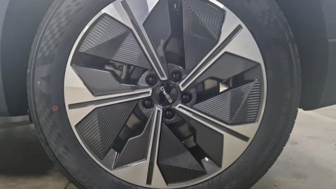 EBRO S700 1.6 TGDI Luxury 7 DCT