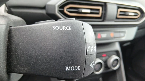 Dacia Jogger Expression HYBRID 105kW (140CV) 5 plazas