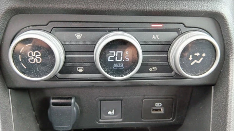 Dacia Jogger Expression HYBRID 105kW (140CV) 5 plazas