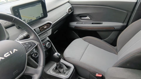 Dacia Jogger Expression HYBRID 105kW (140CV) 5 plazas