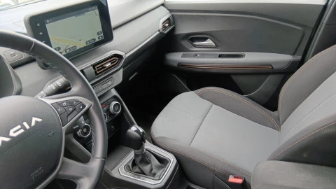 Dacia Jogger Expression HYBRID 105kW (140CV) 5 plazas