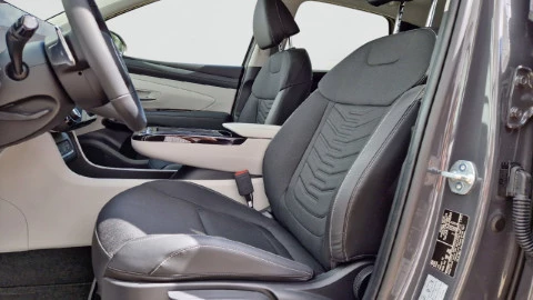 Hyundai Tucson 1.6D 100kW (136CV) 48V DCT Tecno Sky LlD