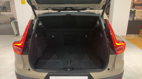 Volvo XC40 2.0 B3 G Core Auto