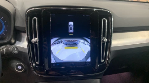 Volvo XC40 2.0 B3 G Core Auto