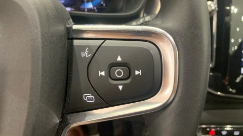 Volvo XC40 2.0 B3 G Core Auto