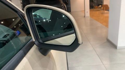 Volvo XC40 2.0 B3 G Core Auto