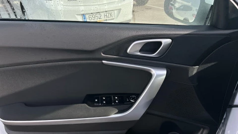 Kia Ceed 1.0 MHEV 74kW (100CV) Drive DCT