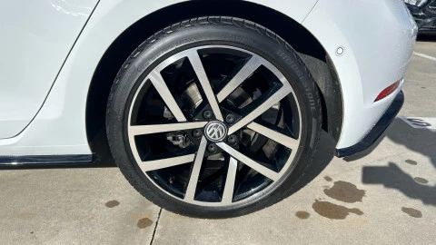 Volkswagen Golf Sport 2.0 TDI 110kW (150CV)