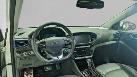 Hyundai IONIQ 1.6 GDI HEV Style DCT