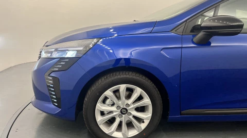 Renault Clio Evolution full hybrid E-Tech 145 (103Kw)