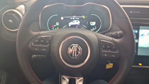 MG ZS 1.5 Luxury