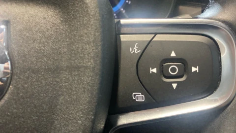 Volvo XC40 2.0 B3 G Core Auto