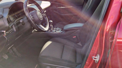 Mazda CX-30 2.0 90 kW 2WD Zenith (sin Pack Bose)