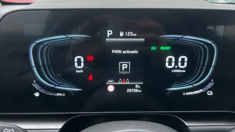 Kia Niro 1.6 GDi HEV 95kW (129CV) Drive