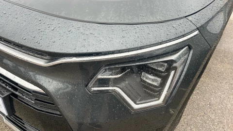 Kia Niro 1.6 GDi HEV 95kW (129CV) Drive