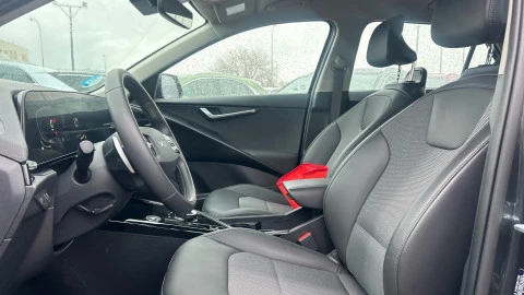 Kia Niro 1.6 GDi HEV 95kW (129CV) Drive