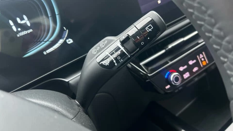 Kia Niro 1.6 GDi HEV 95kW (129CV) Drive