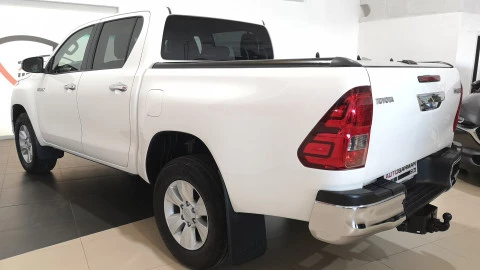 Toyota Hilux  2.4 D4D Cabina Doble VX AT