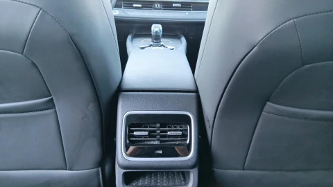 EBRO S700 1.6 TGDI Luxury 7 DCT