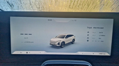 Omoda 5 MY25 - Premium 1.6 TGDI 108kW (145cv)