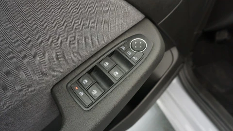 Renault Clio Techno full hybrid E-Tech 145 (103Kw)