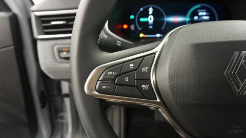 Renault Clio Techno full hybrid E-Tech 145 (103Kw)