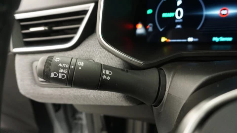 Renault Clio Techno full hybrid E-Tech 145 (103Kw)