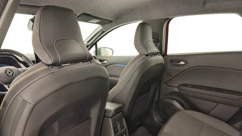 Renault Captur techno Eco-G 100cv (74 kW)