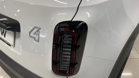 Renault 4 E-Tech   Iconiq autonomia confort 110kW