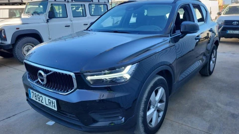 Volvo XC40 1.5 T2 Momentum Core Auto