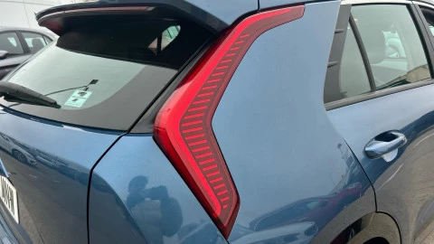 Kia Niro 1.6 GDi HEV 104kW (141CV) Drive