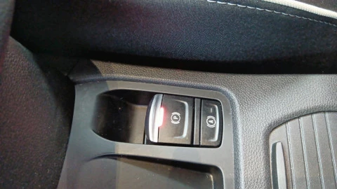 Renault Clio techno Eco-G 100cv (74kW)