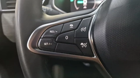 Renault Clio Techno full hybrid E-Tech 145 (103Kw)