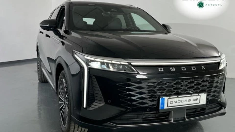 Omoda 9 SHS Premium 1.5 TGDI 395kW AWD Omoda 9 SHS Premium 1.5 TGDI 395kW AWD