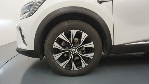 Renault Captur techno TCe 103 kW (140CV) GPF