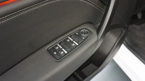 Renault Captur techno TCe 103 kW (140CV) GPF