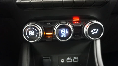 Renault Captur techno TCe 67kW (90CV)