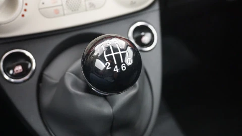 Fiat 500 Club 1.0 Hybrid 51KW (70 CV)